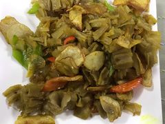 -天天向上素食餐厅(五台山店)