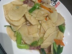 -民间瓦缸煨汤館(嵩山路店)