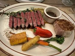 -Mark&Mars Restaurant