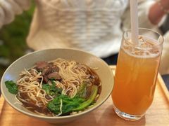 -théATRE茶聚场·餐厅(环球金融中心店)