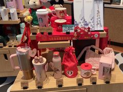 -星巴克臻选(莘庄仲盛店)