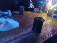 -UP嘻哈酒吧(粉巢店)