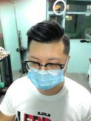 -15C7 男士理发馆 烫染专业店
