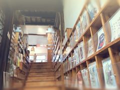 -猫的天空之城概念书店(苏州平江店)