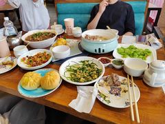 -蒙亨·手把肉·蒙古包餐厅(乌兰察布天恒广场店)