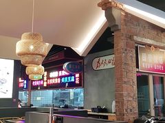 大堂-怪噜范·老贵阳街头名小吃(数博万达店)