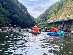 -安吉龙王山峡谷漂流