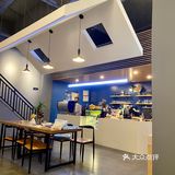 甜甜的 上面的点缀是酸酸的