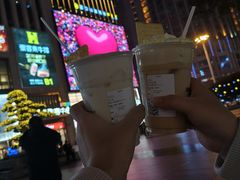 -观音桥步行街