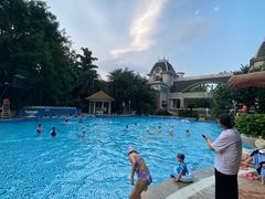 -菲鱼体育恒温游泳馆(中海名城店)