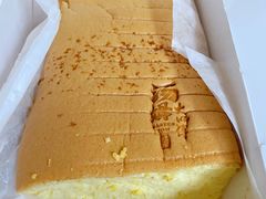 流心咸蛋黄蛋糕-汤姆大师傅鲜香牛肉饼(深圳保利文化广场店)