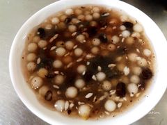 -芳婆糕团店(王府大街店)