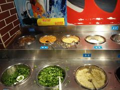 自助调料区-让签签飞小郡肝串串香(春熙路形象店)