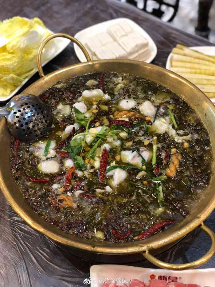 老渔翁鱼火锅-"有日子没吃酸菜鱼了,看到这家有团购,还离.