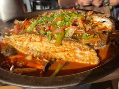 -鸣记脆皮烤鱼·海鲜烤鱼(三八广场店)