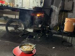 -碑亭巷老王柴火馄饨