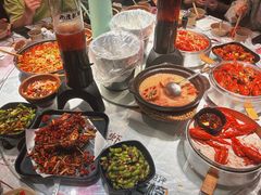 -巴厘龙虾·榜首油焖大虾(音乐学院·沿江酒馆店)