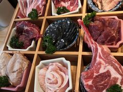 九宫格烧肉拼盘-吉屋烤肉(八宝街店)