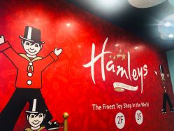 -Hamleys哈姆雷斯(东方福来德店)
