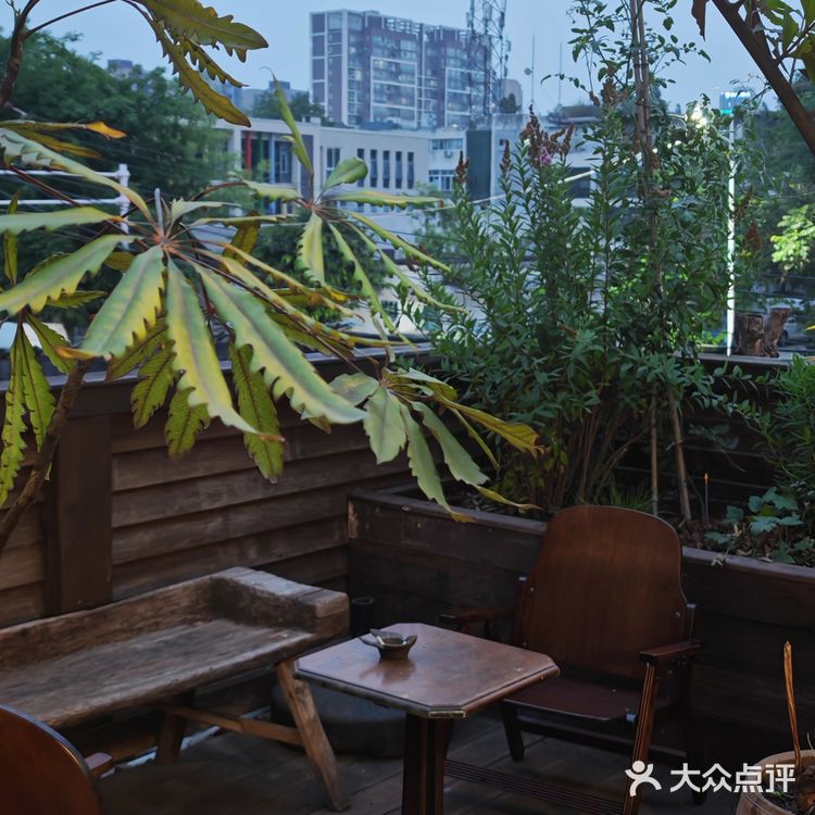 郫都区网红店三两翻新,还是那么好拍好吃✨好拍