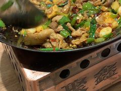 -聚鑫朋酸菜肥肠(文艺路口店)