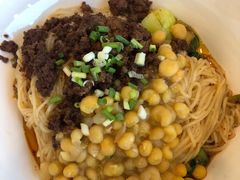 豌杂面-何必是家面馆 HB noodles&coffee