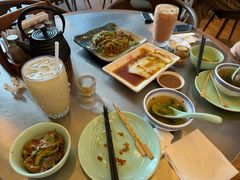 -潮界(凯德晶萃店)