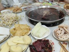 -储奇门鳝鱼火锅(总店)