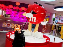 -m豆巧克力世界(上海世茂广场店)