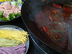 -重庆故事姊妹老火锅(财经学院店)