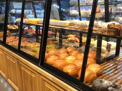 面包甜点陈列柜-超港·蛋糕面包(国购店)