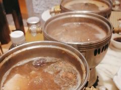-雍和会海鲜姿造自助(湖东路店)