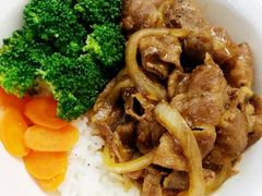 肥牛饭-北京外国语大学东院食堂