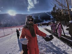 -亚布力新体委滑雪场