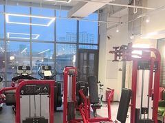 -极客游泳健身(王府井店)