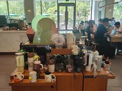 -星巴克臻选(深圳龙华红山天虹店)