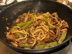 招牌胡须佬鸡煲-胡须佬鸡煲四季火锅店(石厦西村直营店)