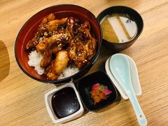 照烧鸡肉盖饭-隐泉之语日式料理(王府中环店)