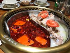 -渝都辣夫重庆老火锅(华新店)