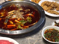 -忘情水鱼头·鲜鱼火锅(滨江中路店)
