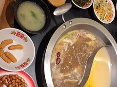 -沸炉重庆老火锅(军事博物馆店)