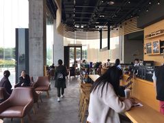 大堂-星巴克臻选(成都环球乐天店)