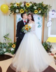 -艾米丽婚纱礼服