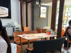 -阿瓦山寨·湘菜现炒·剁椒鱼头王(咸阳总店)