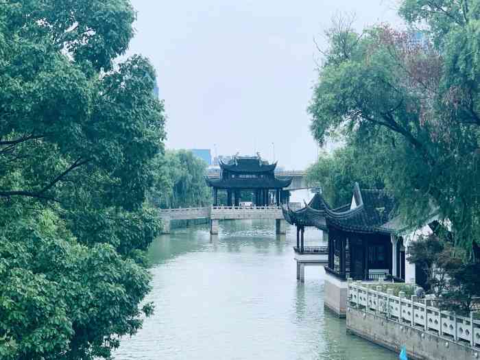 枫桥景区"枫桥景区和寒山寺都在我家旁边,枫桥景区暑.