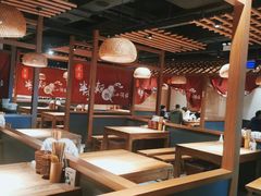 -先启半步颠小酒馆(常熟万达广场店)