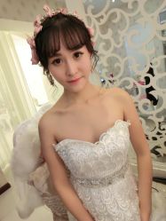 -艾米丽婚纱礼服