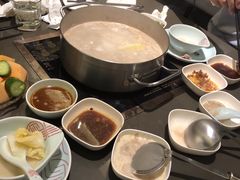 -捞王锅物料理(上海世茂广场店)
