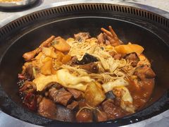 -山河屯铁锅炖(哈西站店)