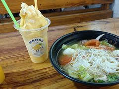 -周记蟹仔粉(侨港风情街店)